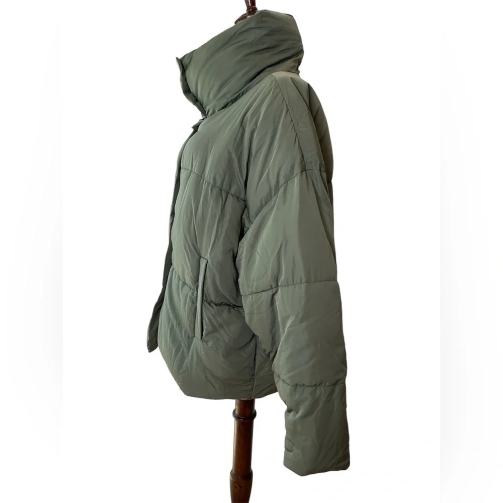 Free People Weekender Puffer Jacket in Olive Green Size S/P - Picture 5 of 11
